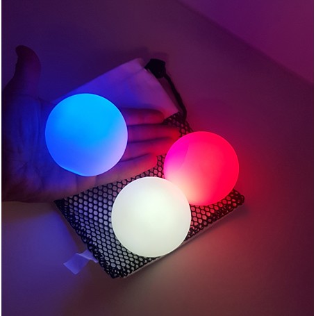 Lot de 3 balles lumineuses rouge/bleu/blanc